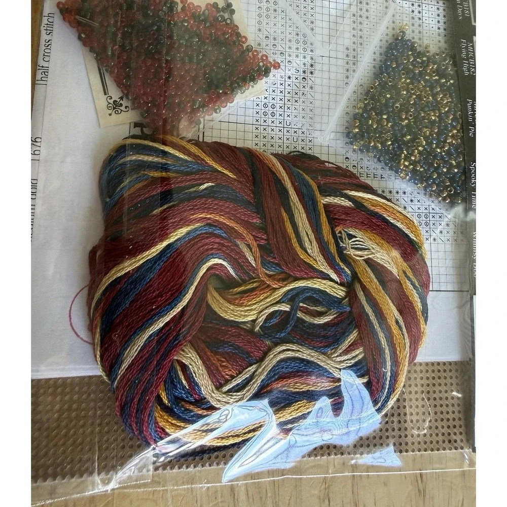 Mill Hill Autumn Series IX Buttoned & Beaded Cross Stitch Kit GOD BLESS AMERICA
